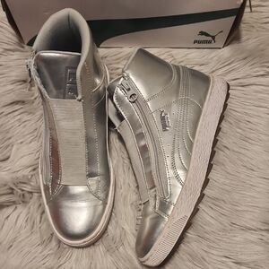 Puma Women’s Silver Metallic Slip-On Sneakers
